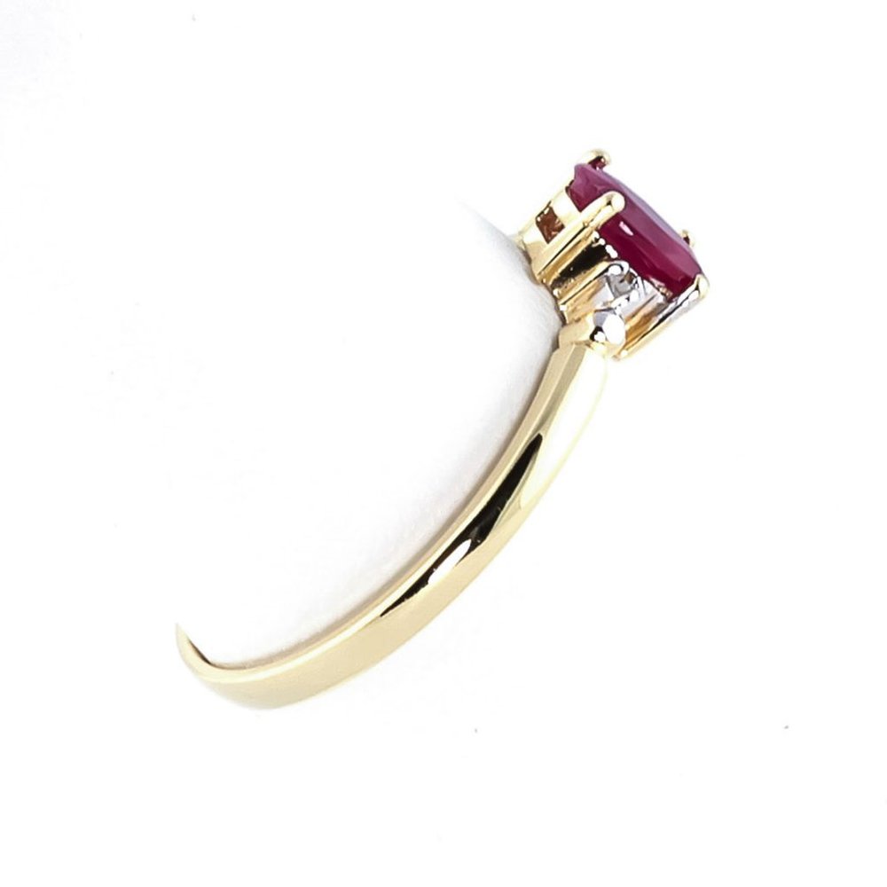 14K. SOLID GOLD RING WITH NATURAL DIAMONDS & RUBY